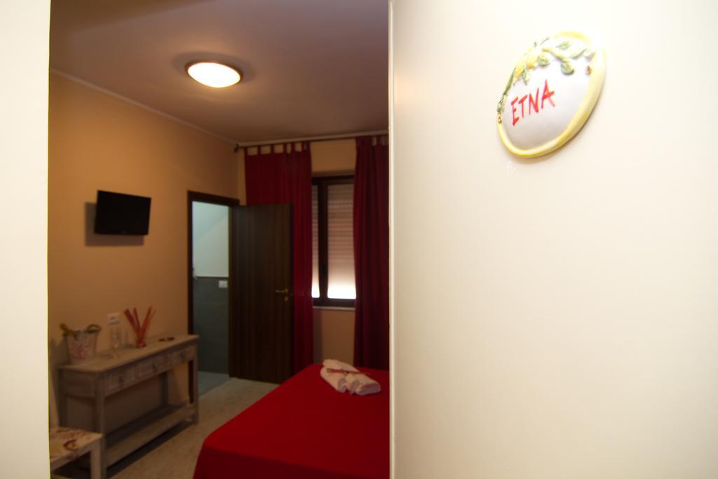 וילאפרנקה טירנה B&B Tifeo מראה חיצוני תמונה