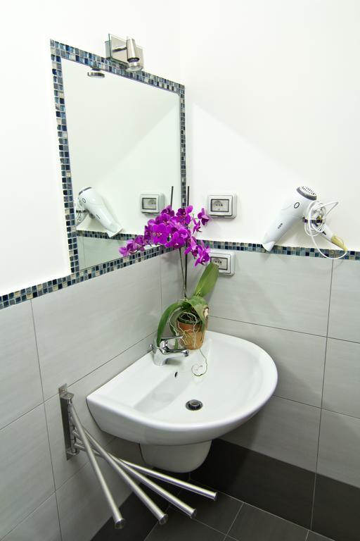 וילאפרנקה טירנה B&B Tifeo מראה חיצוני תמונה