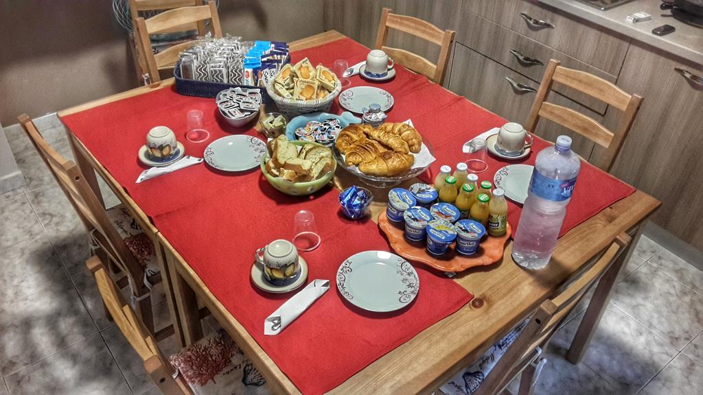 וילאפרנקה טירנה B&B Tifeo מראה חיצוני תמונה